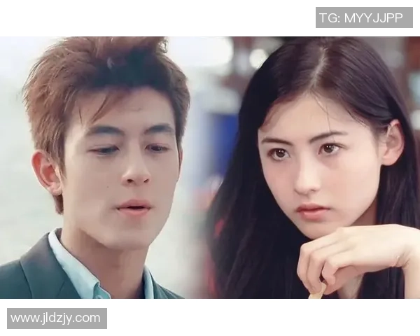 陈冠希与多位足球明星亲密合影揭示体育与娱乐界的跨界友谊